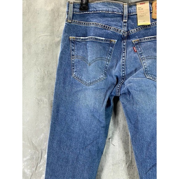 Levi's Men's 511 Slim-Fit Distressed Jeans SZ 31X32 - Picture 4 of 12
